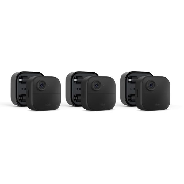 Blink Outdoor 4 (newest model) + Battery Extension Pack — Four-year battery wireless smart security camera, two-way audio, HD live view, enhanced motion detection — 3 camera system - Image 2