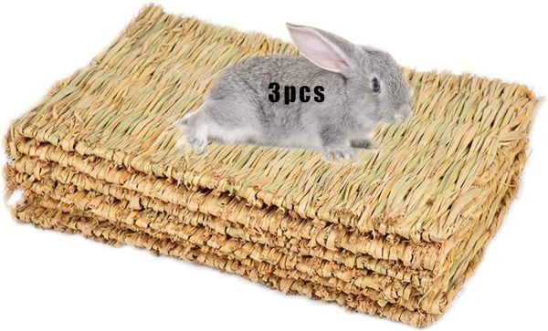 Grass Mat Woven Bed Mat for Small Animal Bunny Bedding Nest Chew Toy Bed Play Toy for Guinea Pig Parrot Rabbit Hamster Rat(Pack of 3)