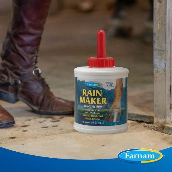 Farnam Rain Maker Triple Action Hoof Oil for Horses Moisturizer and Conditioner, Attracts, Absorbs and Retains Moisture, Contains Aloe, 32 Oz. - Image 7