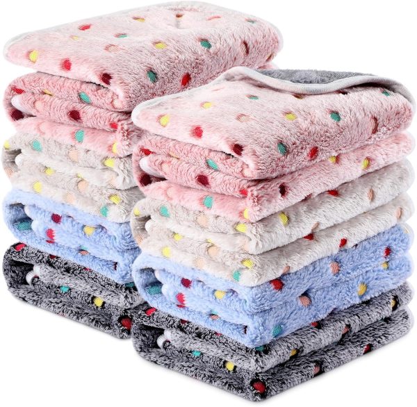 Tudomro 8 Pcs Guinea Pig Bedding Cage Liners Bulk Waterproof Blankets Small Animal Flannel Throw Bedding Absorbent Reusable Pet Pee Sleep Mat Pad Cover for Hamster Ferret (Dot,12 x 12 Inch)